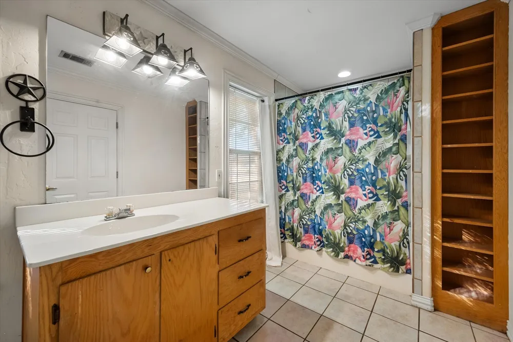 3002 W 4th Avenue Corsicana, TX 75110