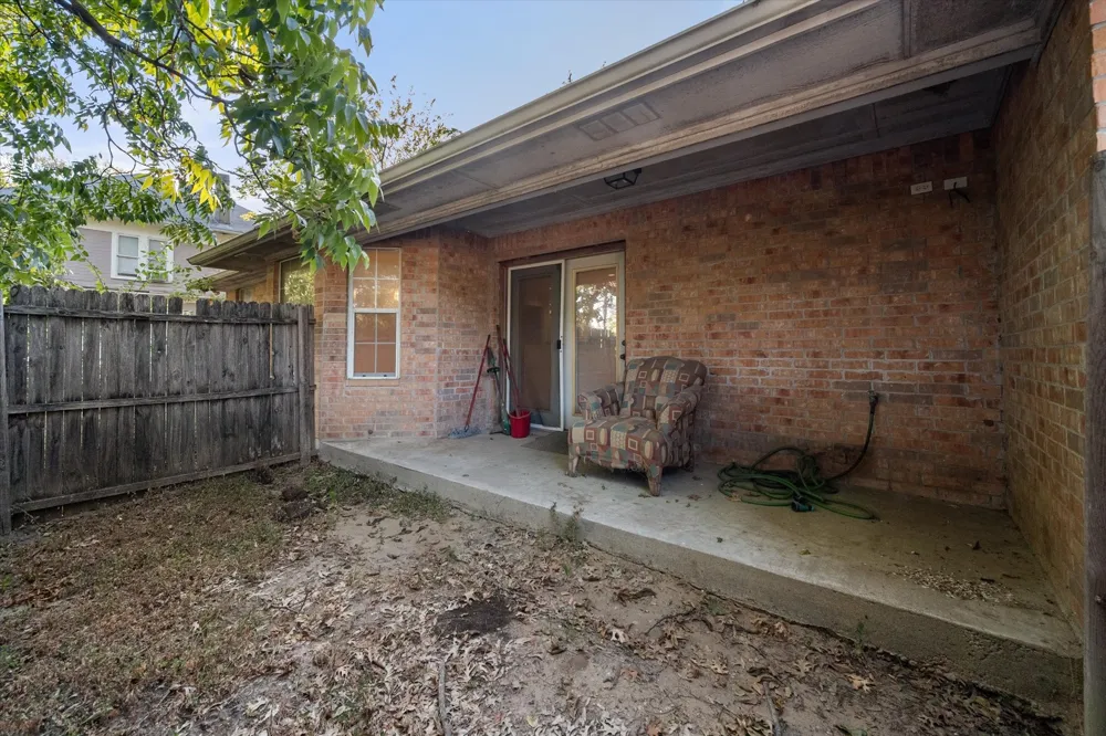 3002 W 4th Avenue Corsicana, TX 75110