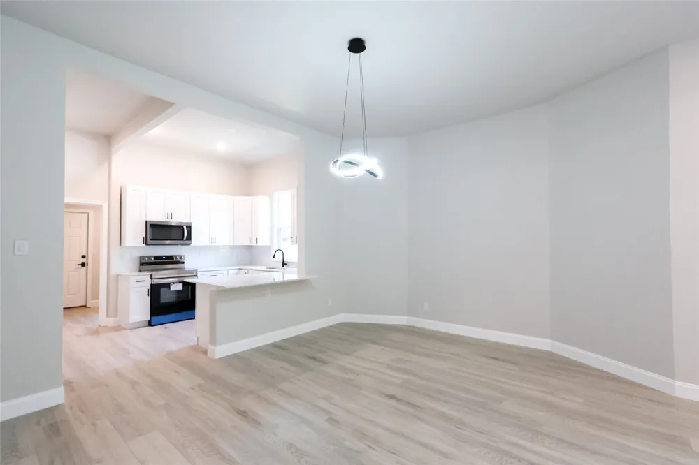 2303 Walworth Street Greenville, TX 75401