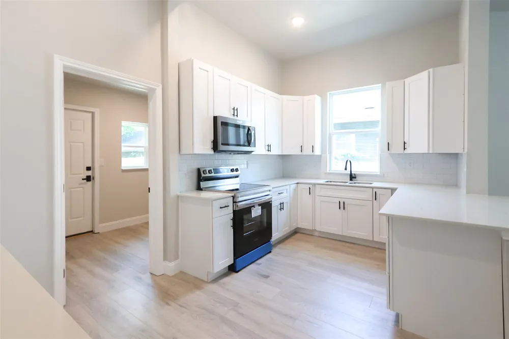 2303 Walworth Street Greenville, TX 75401