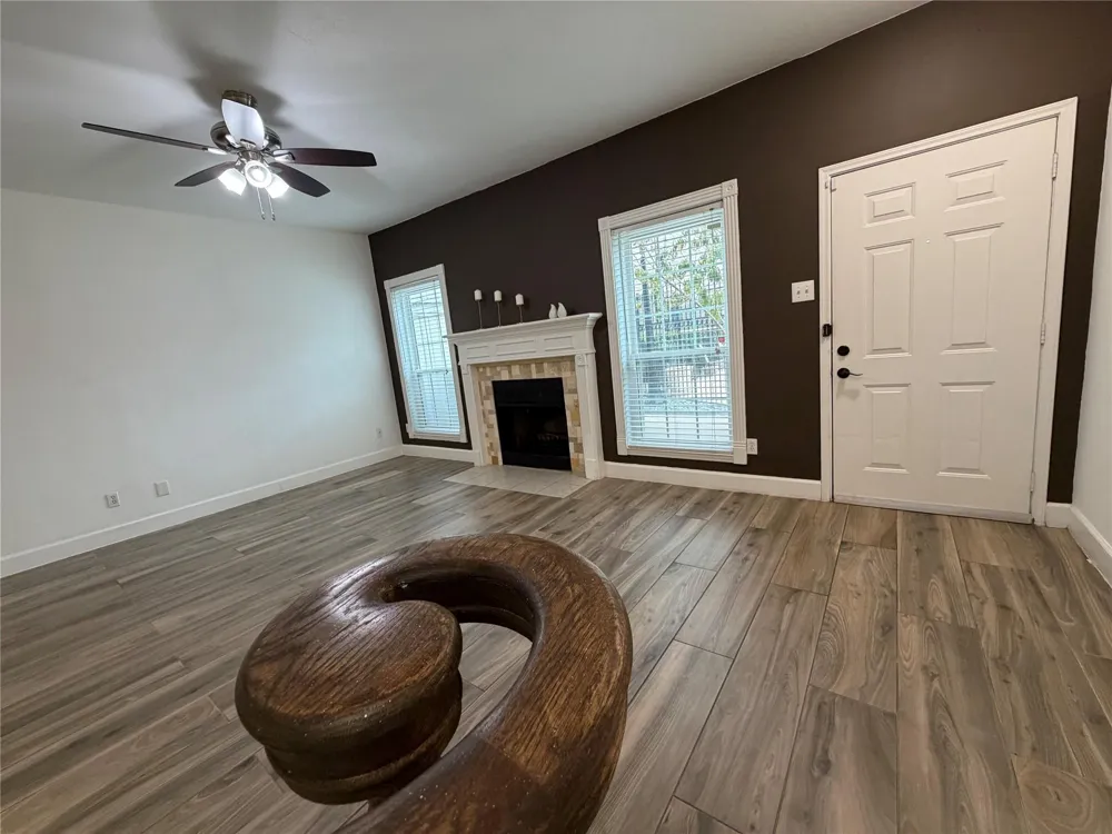3800 Tanglewilde Street #602 Houston, TX 77063