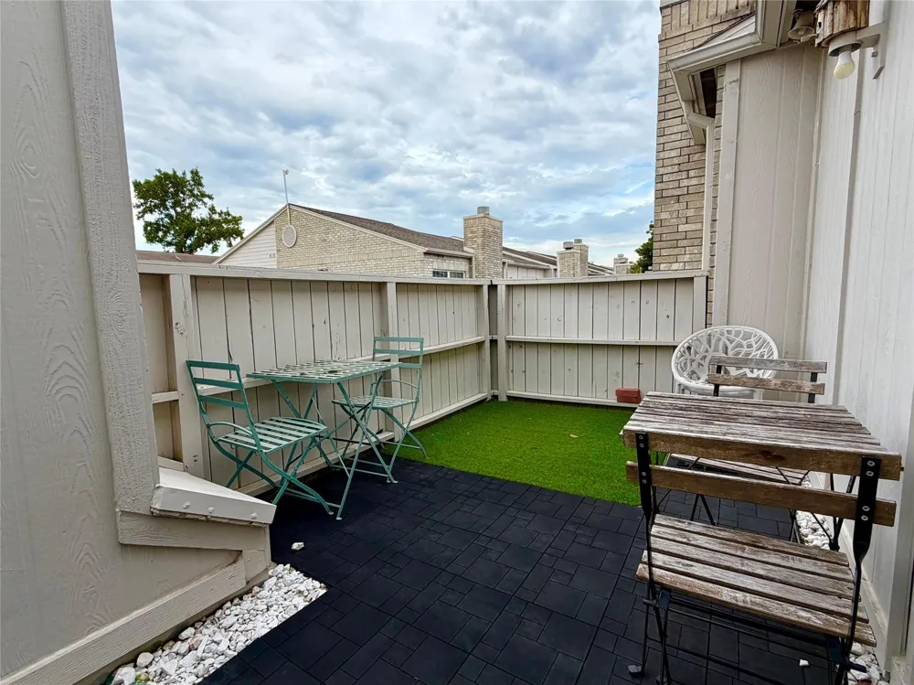 3800 Tanglewilde Street #602 Houston, TX 77063