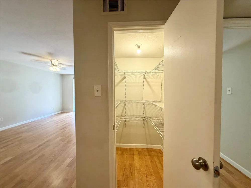 4639 Wild Indigo Street #463 Houston, TX 77027
