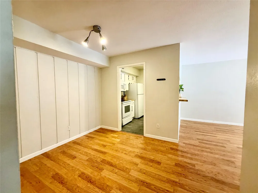 4639 Wild Indigo Street #463 Houston, TX 77027