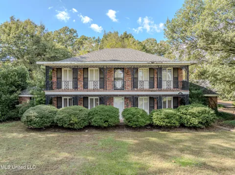 1411 Memorial Drive