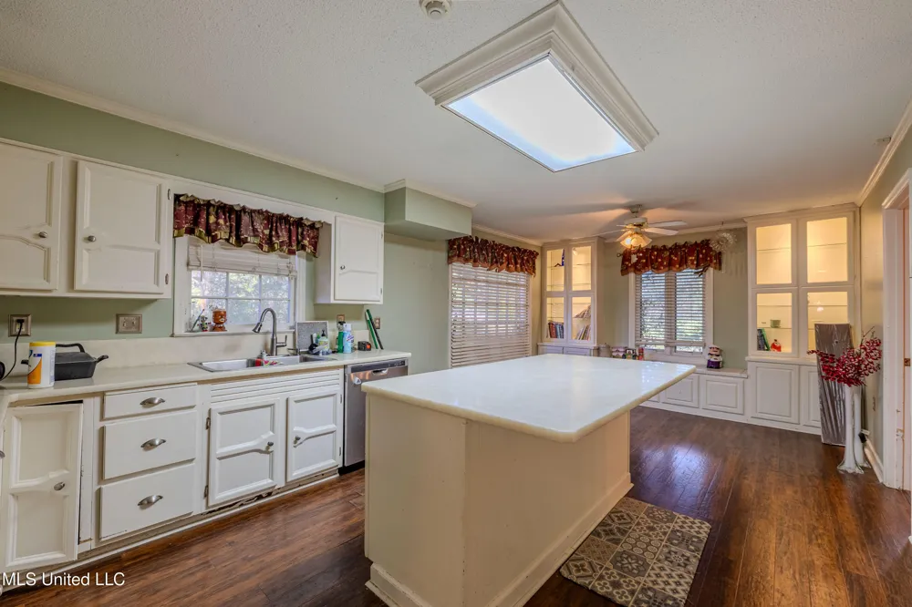 1411 Memorial Drive Cleveland, MS 38732