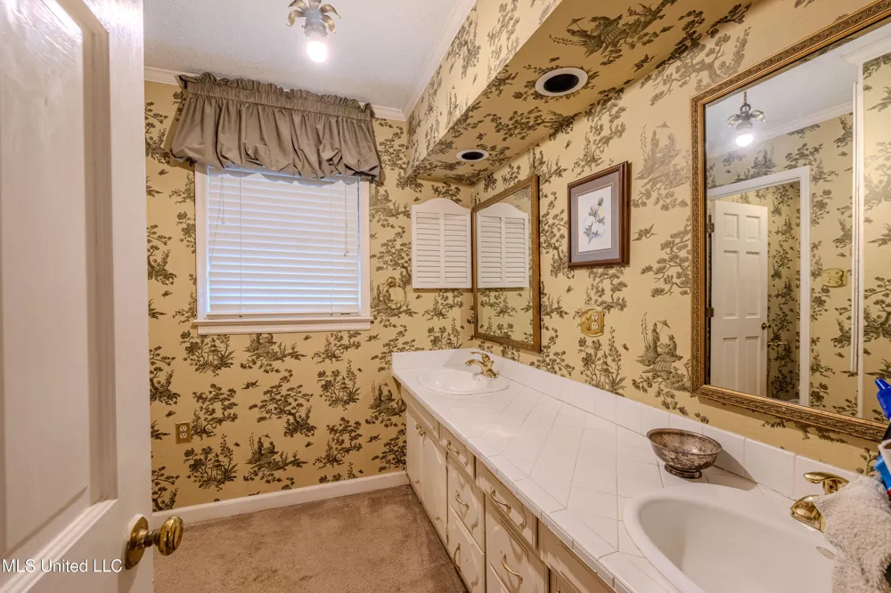 1411 Memorial Drive Cleveland, MS 38732