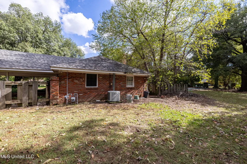 1411 Memorial Drive Cleveland, MS 38732