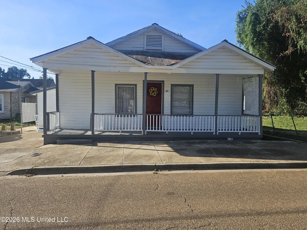 45 Beaumont Street Natchez, MS 39120