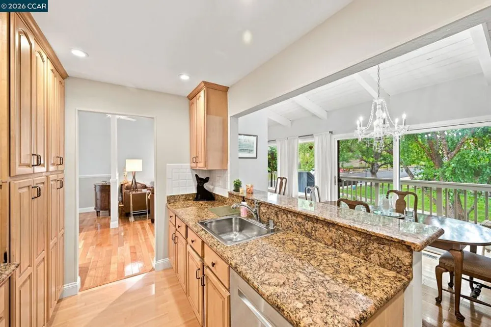1463 Via Loma Walnut Creek, CA 94598