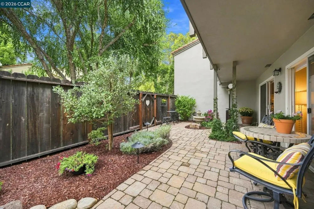 1463 Via Loma Walnut Creek, CA 94598