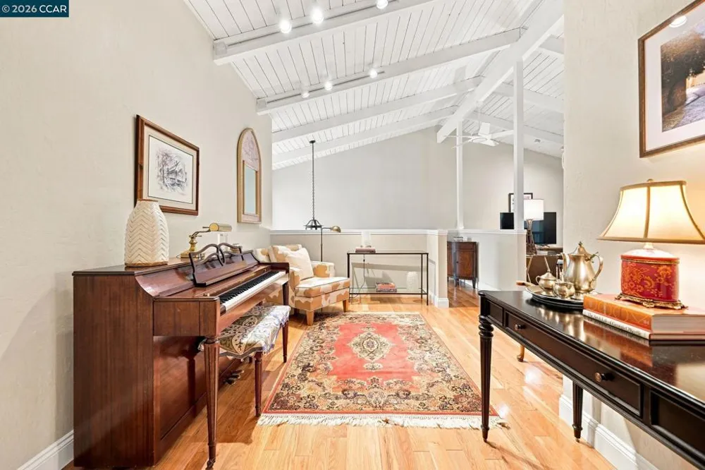 1463 Via Loma Walnut Creek, CA 94598