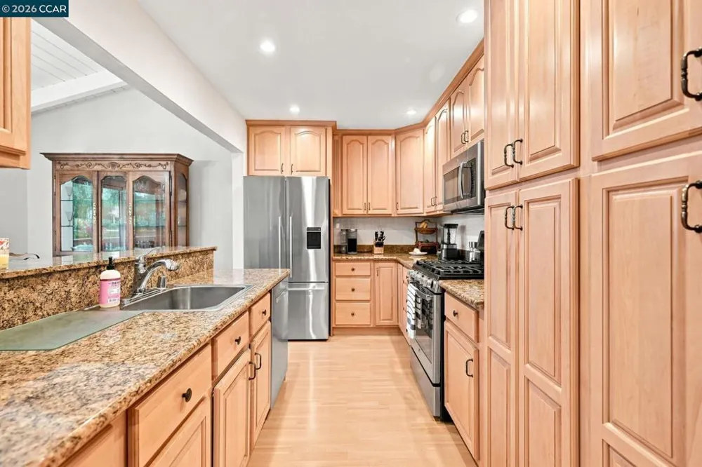 1463 Via Loma Walnut Creek, CA 94598