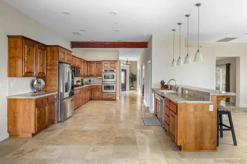 14411 Pauma Alta Drive Valley Center, CA 92082