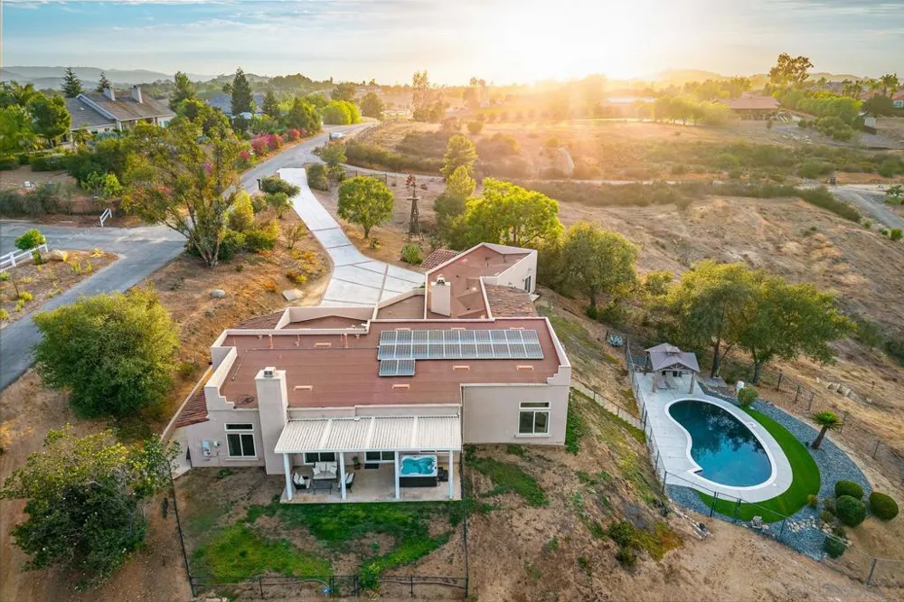 14411 Pauma Alta Drive Valley Center, CA 92082