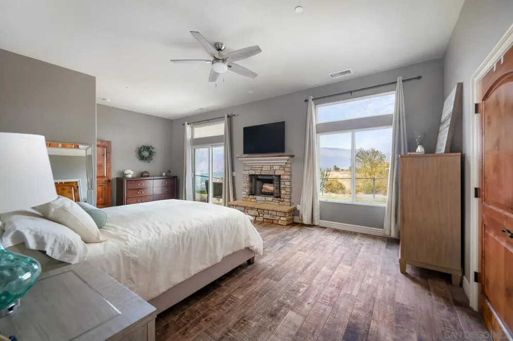 14411 Pauma Alta Drive Valley Center, CA 92082