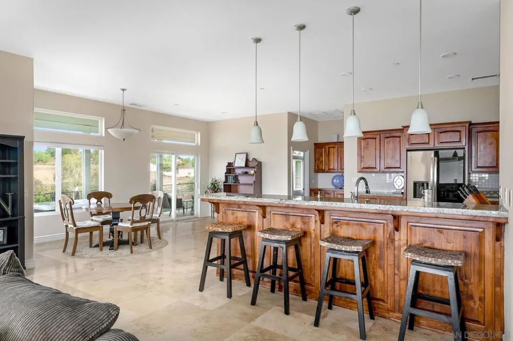 14411 Pauma Alta Drive Valley Center, CA 92082