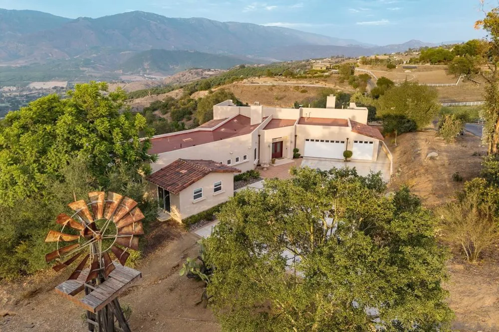 14411 Pauma Alta Drive Valley Center, CA 92082