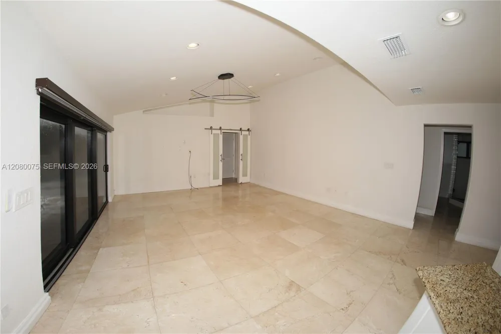16200 SW 173rd Ave #1 Miami, FL 33187