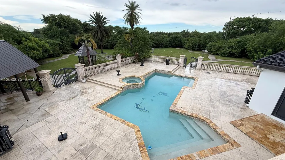 16200 SW 173rd Ave #1 Miami, FL 33187