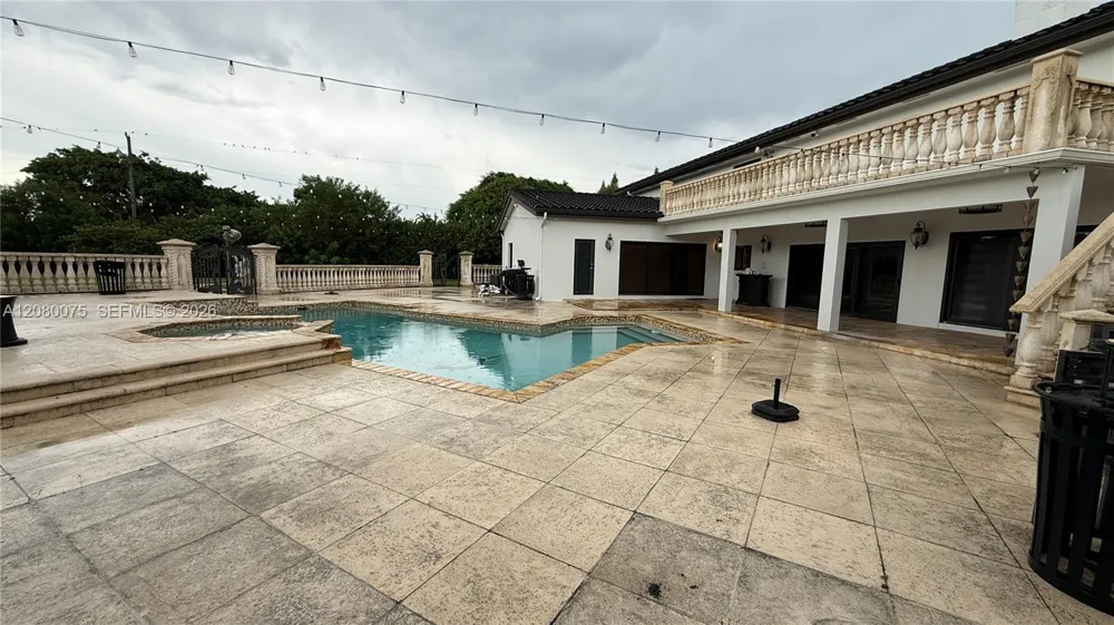 16200 SW 173rd Ave #1 Miami, FL 33187