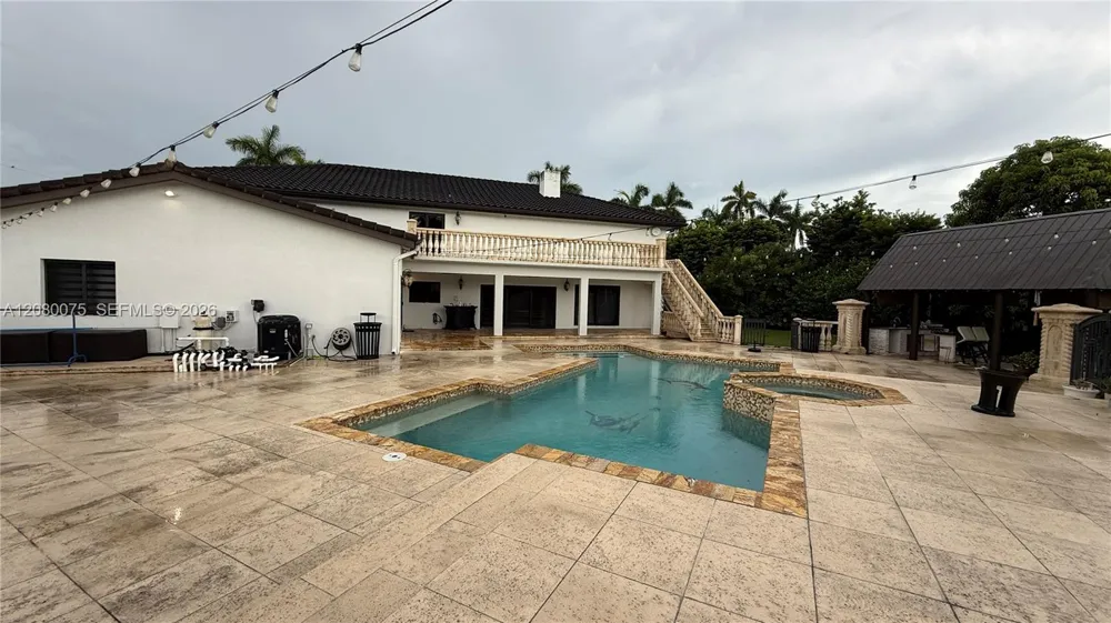 16200 SW 173rd Ave #1 Miami, FL 33187