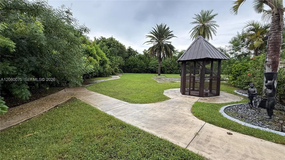 16200 SW 173rd Ave #1 Miami, FL 33187