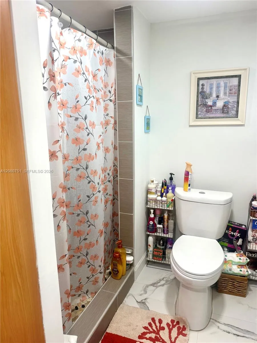 3851 SW 59th Ter Davie, FL 33314