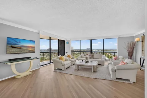 4100 OCEAN DRIVE #1904