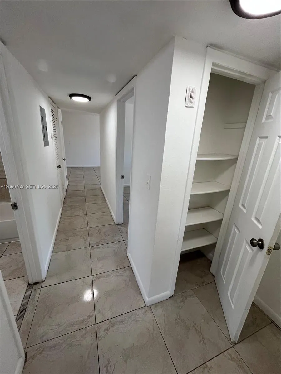 1333 S Dixie Hwy #213 Deerfield Beach, FL 33441