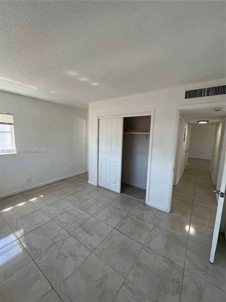 1333 S Dixie Hwy #213 Deerfield Beach, FL 33441