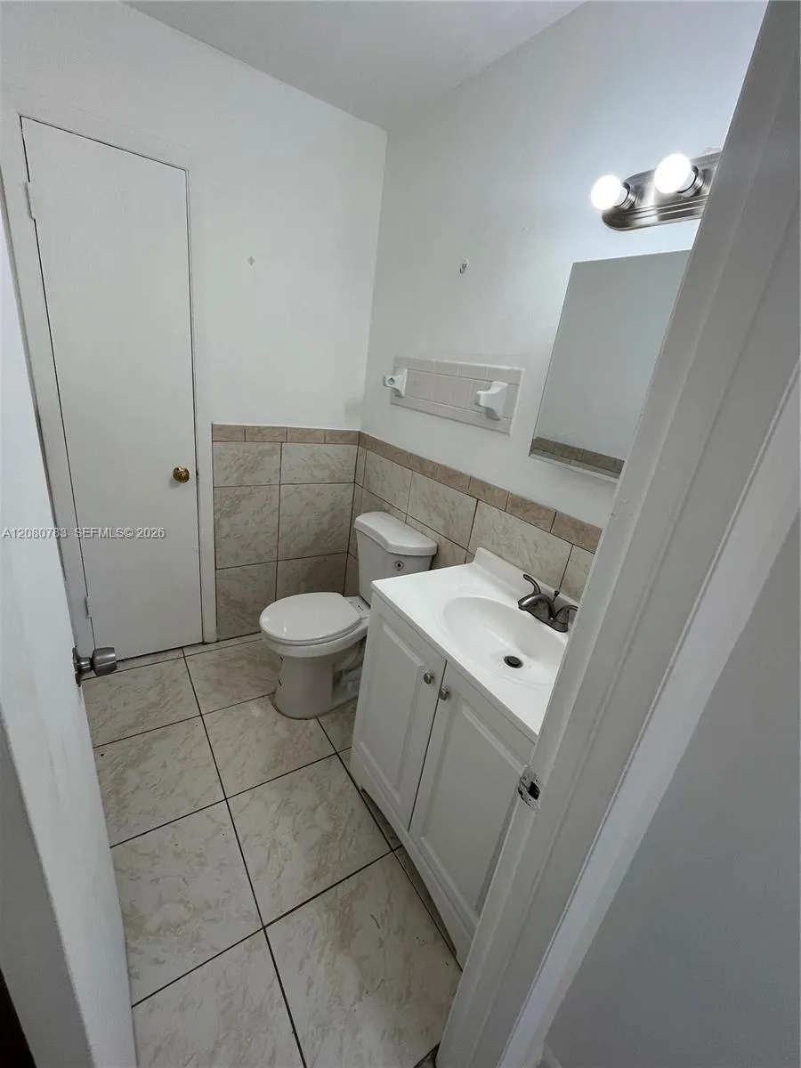 1333 S Dixie Hwy #213 Deerfield Beach, FL 33441