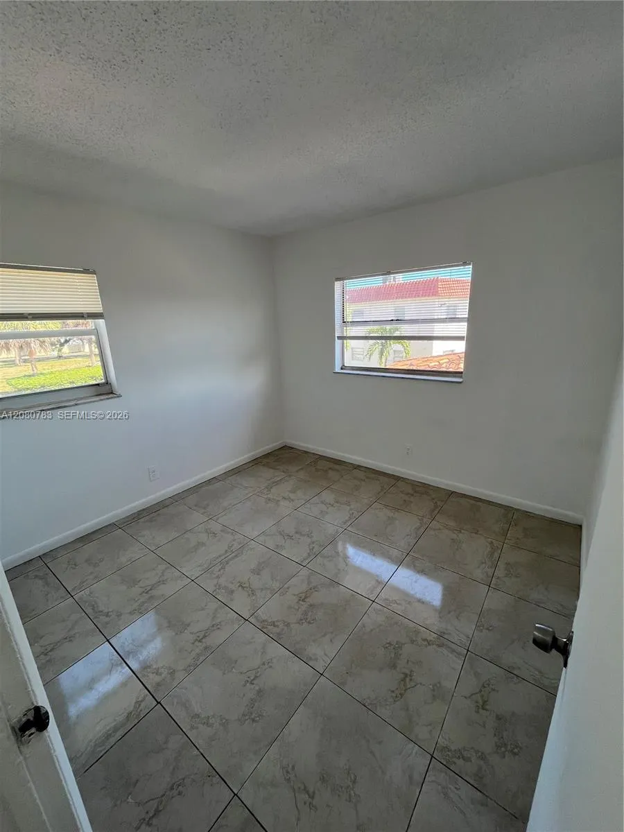 1333 S Dixie Hwy #213 Deerfield Beach, FL 33441