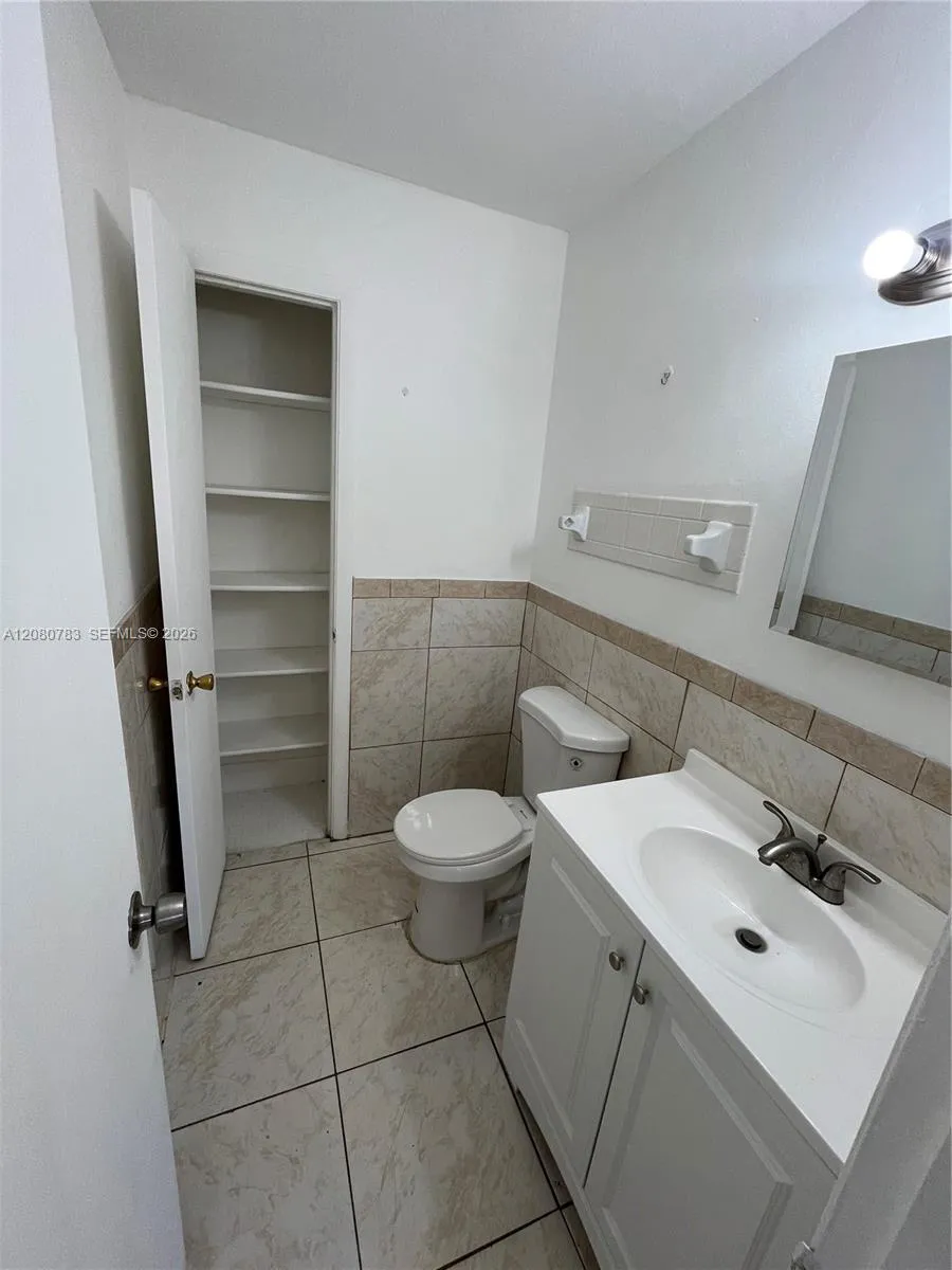 1333 S Dixie Hwy #213 Deerfield Beach, FL 33441
