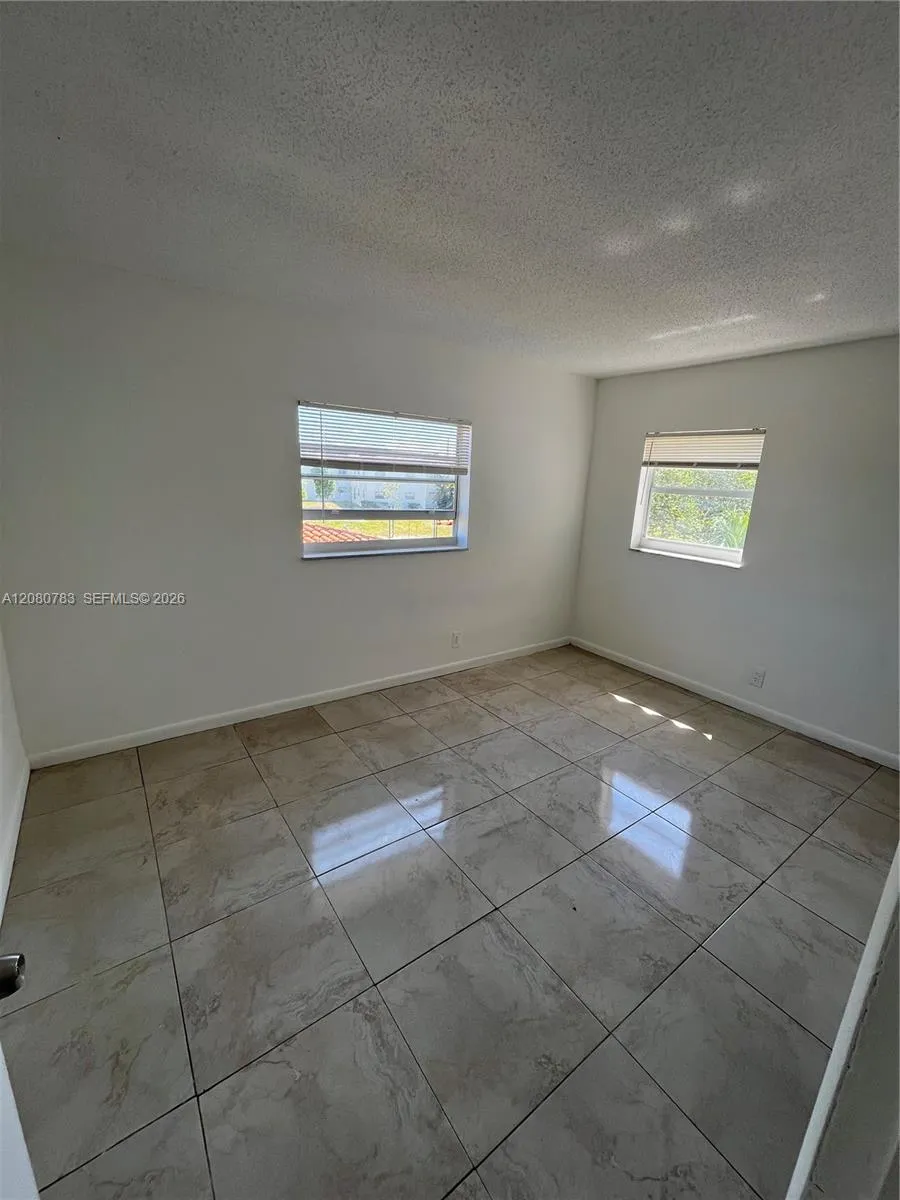 1333 S Dixie Hwy #213 Deerfield Beach, FL 33441