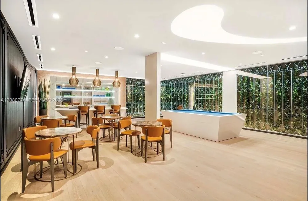 1000 Brickell Plz #4207 Miami, FL 33131