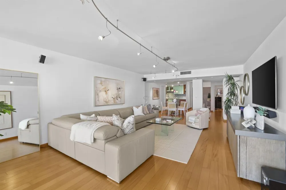1155 Hillsboro Mile #402 Hillsboro Beach, FL 33062