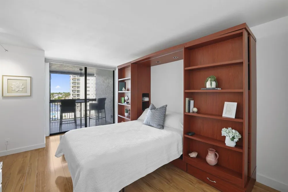 1155 Hillsboro Mile #402 Hillsboro Beach, FL 33062