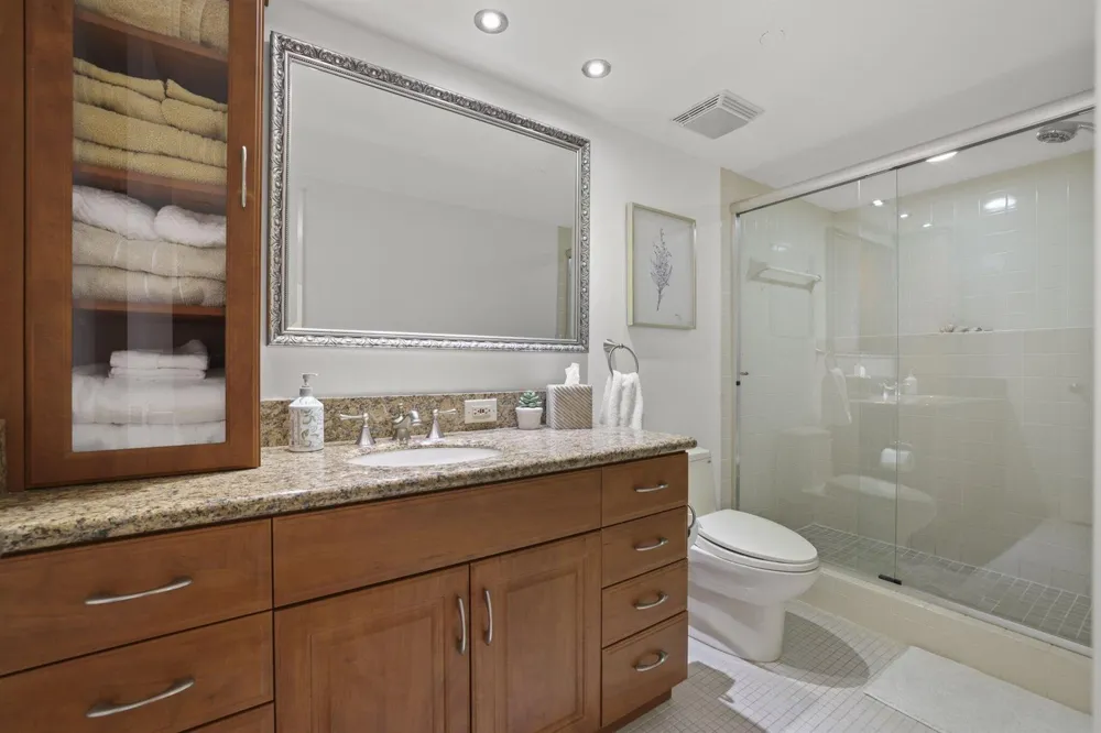 1155 Hillsboro Mile #402 Hillsboro Beach, FL 33062