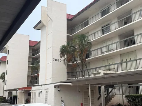 7030 HALF MOON CIRCLE #121