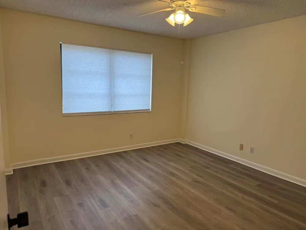 7030 HALF MOON CIRCLE #121 Hypoluxo, FL 33462