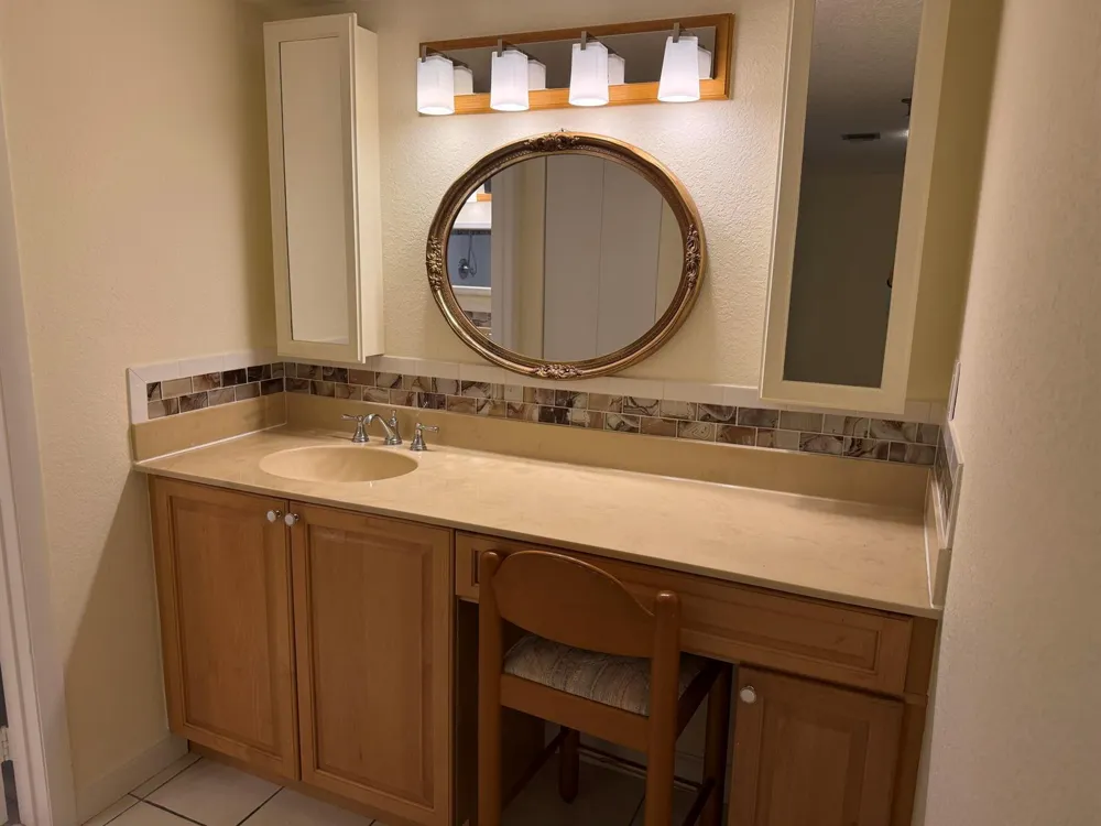 7030 HALF MOON CIRCLE #121 Hypoluxo, FL 33462