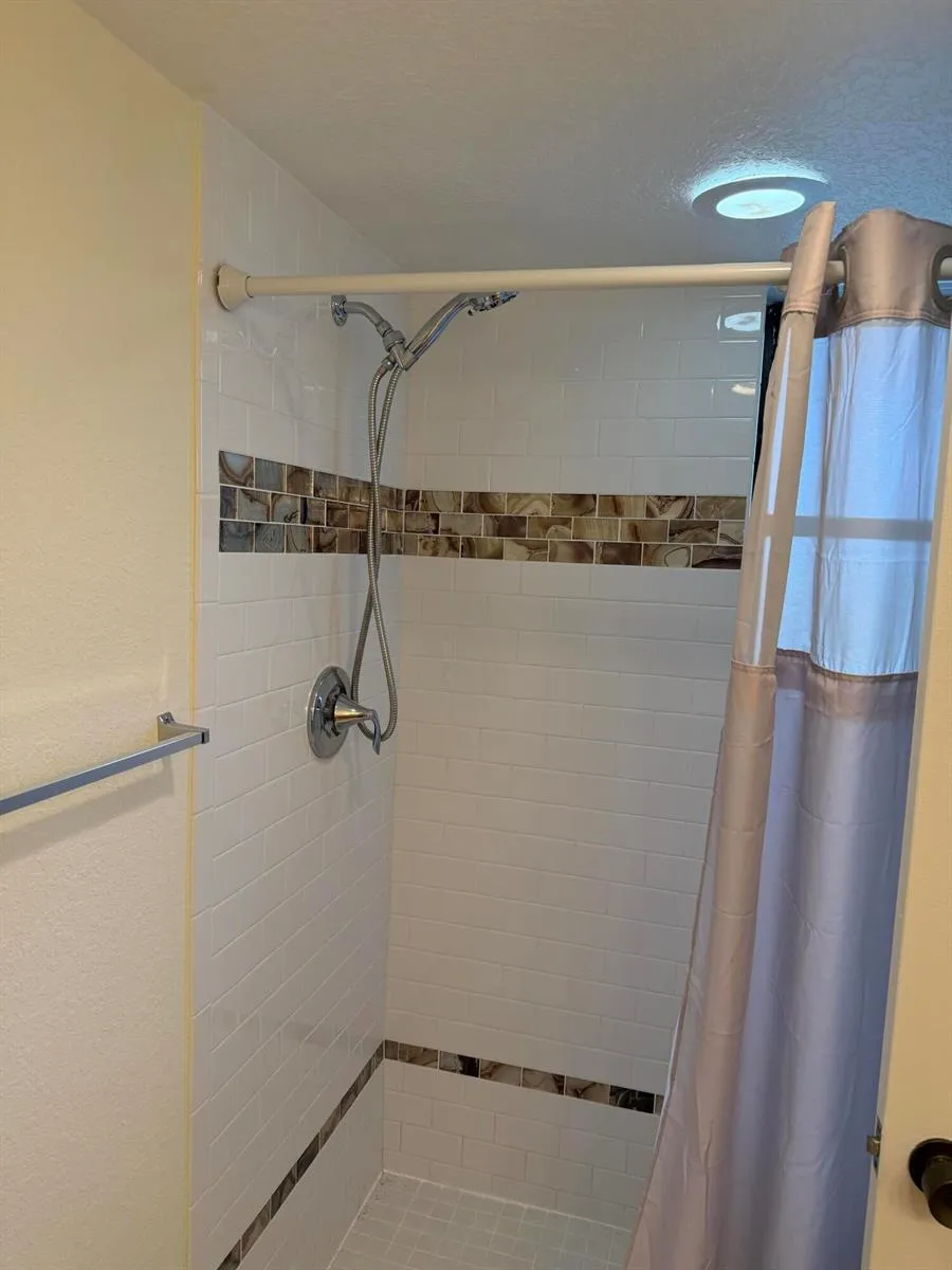 7030 HALF MOON CIRCLE #121 Hypoluxo, FL 33462