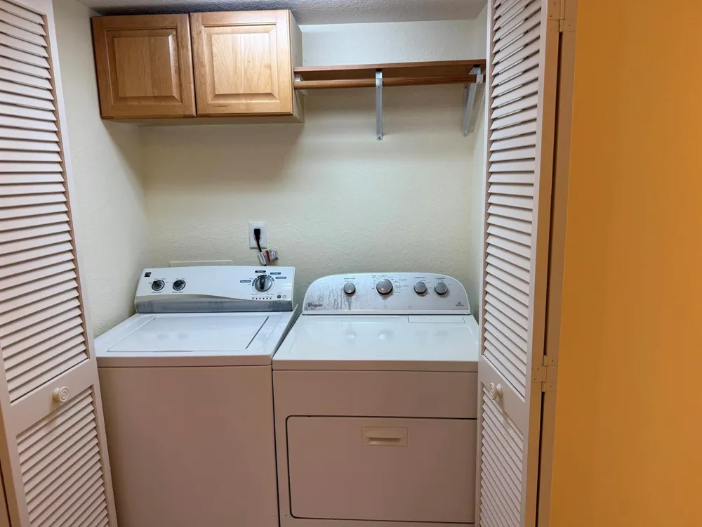 7030 HALF MOON CIRCLE #121 Hypoluxo, FL 33462