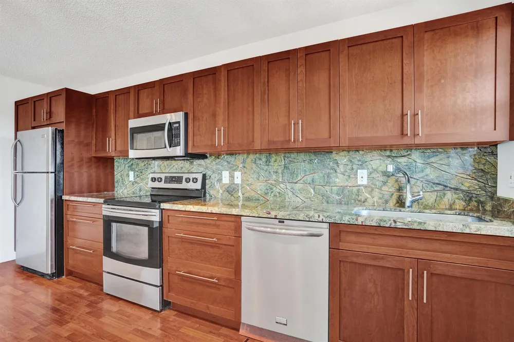 2500 NE 48TH LANE #606 Fort Lauderdale, FL 33308