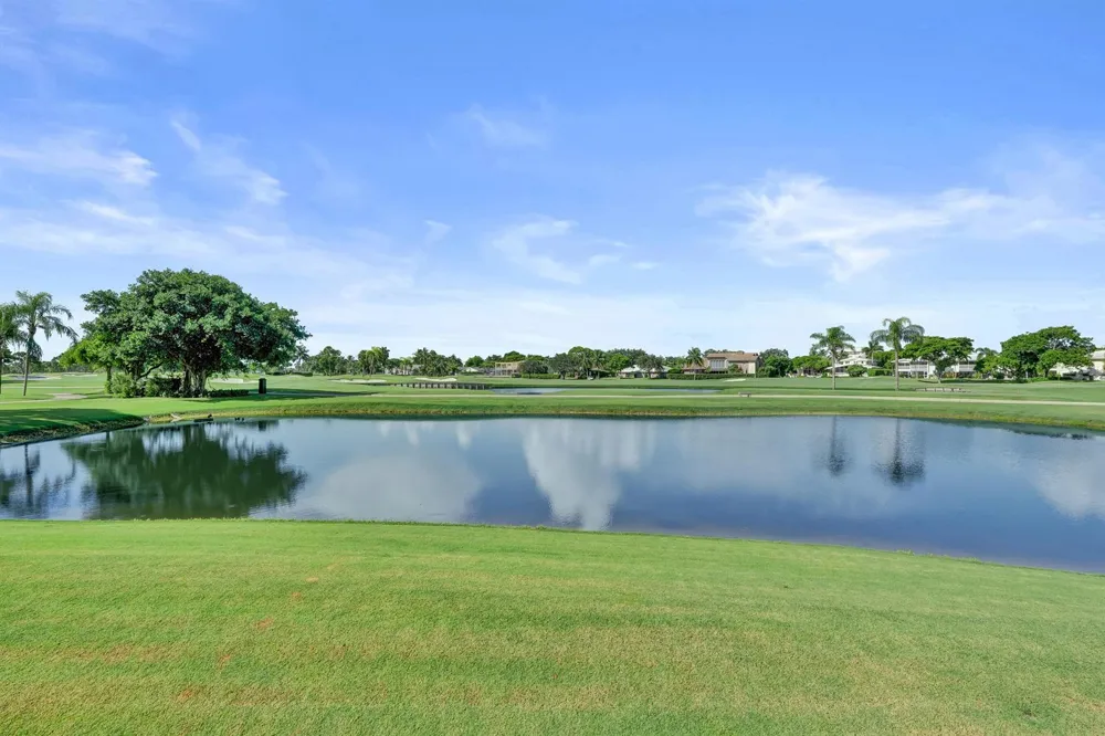 2500 NE 48TH LANE #606 Fort Lauderdale, FL 33308