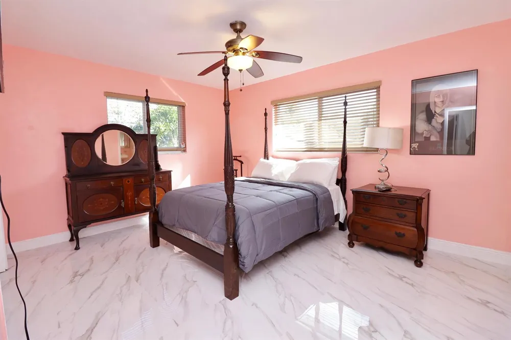 842 NE 154TH STREET Miami, FL 33162