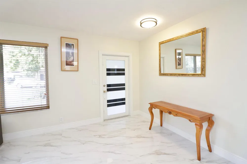 842 NE 154TH STREET Miami, FL 33162