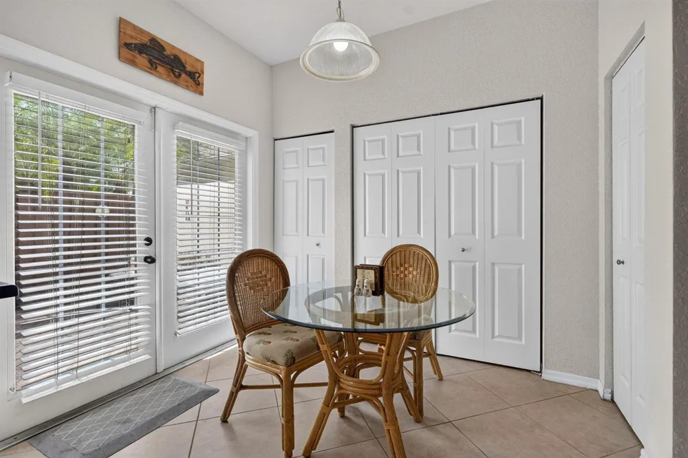 319 E BAY CEDAR CIRCLE Jupiter, FL 33458