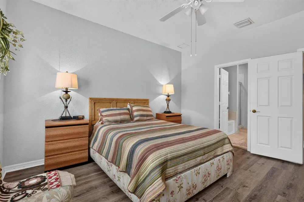 319 E BAY CEDAR CIRCLE Jupiter, FL 33458
